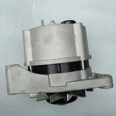 Alternator Mesin Diesel TAD520GE 01182151 / 01183638 / 61182151